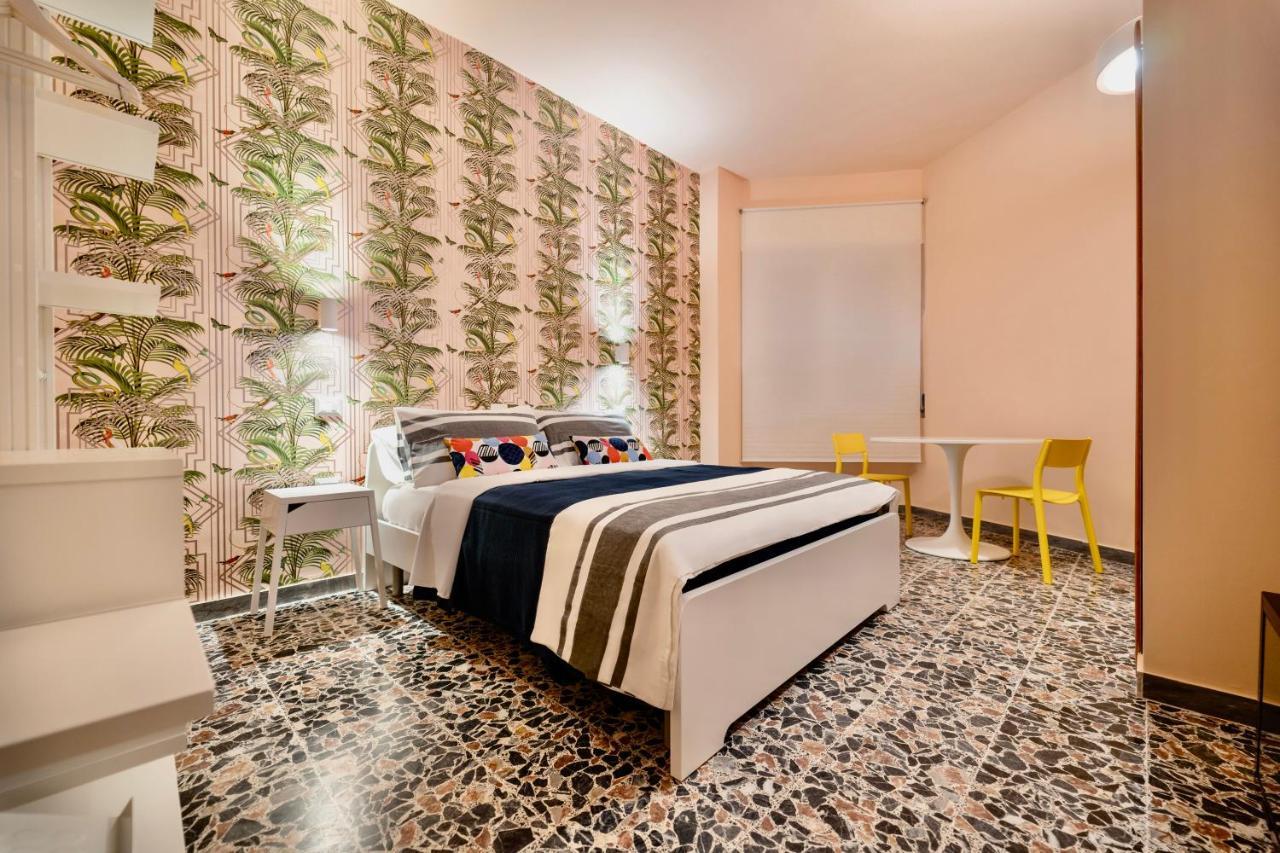 Budget Rooms Sonnino 37 Кальяри Экстерьер фото