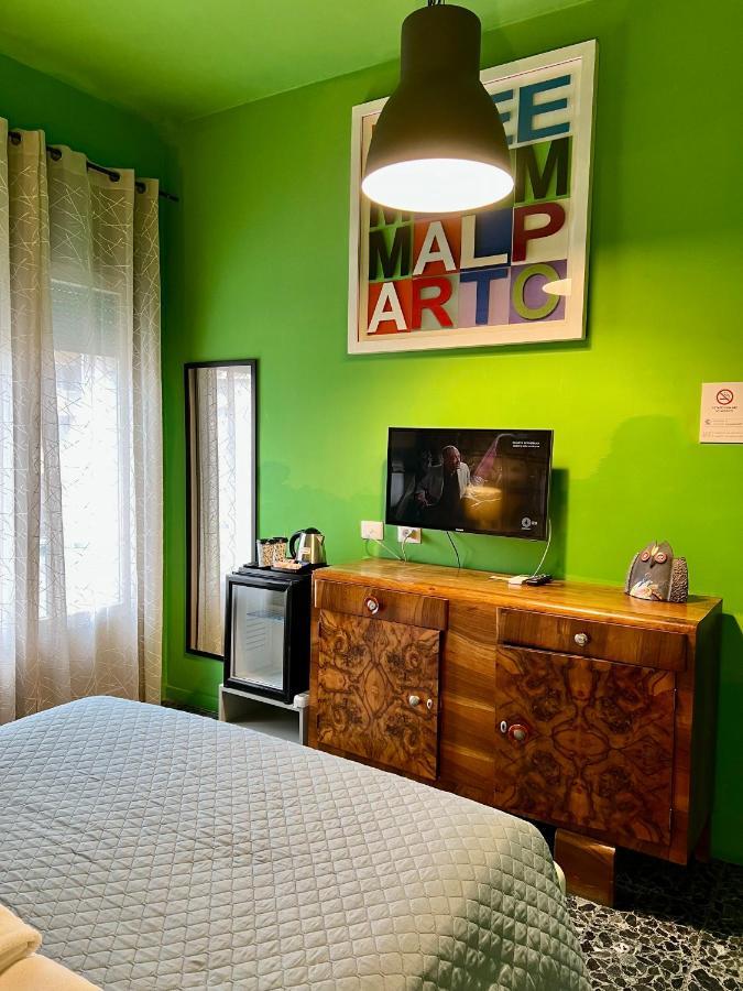 Budget Rooms Sonnino 37 Кальяри Экстерьер фото